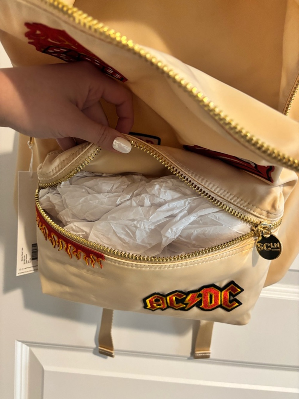 Stoney Clover Lane cream backpack with patches - Picture 13 of 13